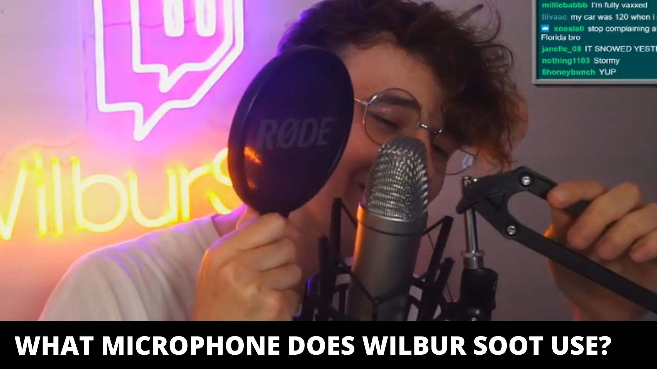 What microphone does Wilbur Soot use?: Rode NT2-A Condenser