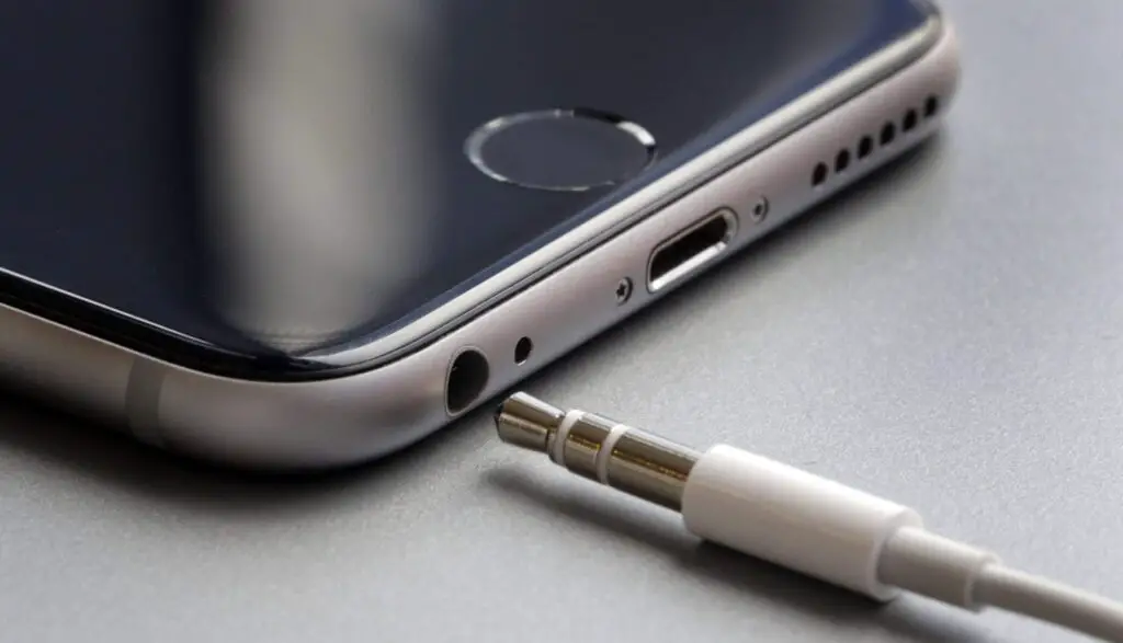 Headphone Jack Method (Older iPhone Models)